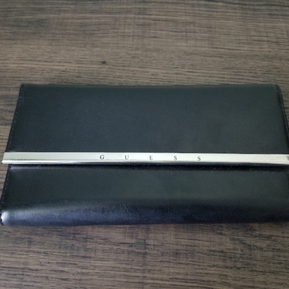 Guess Wallet